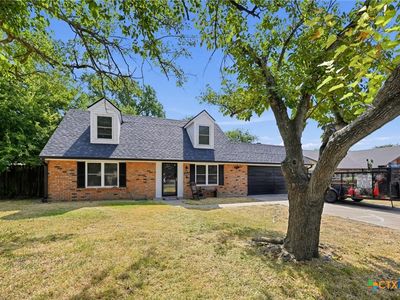 521 Phoenix Dr
