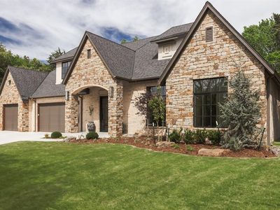 3208 Hidden Creek Ct