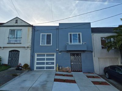 2042 29th Ave