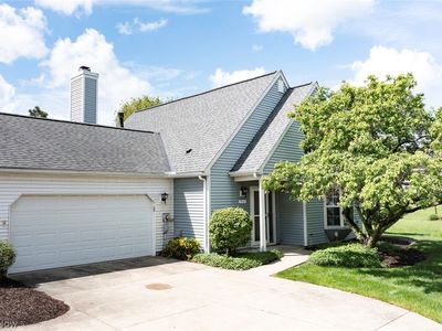 Property at 19729 Porters Ln, Strongsville, OH