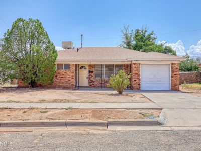 5548 Pembroke Ln
