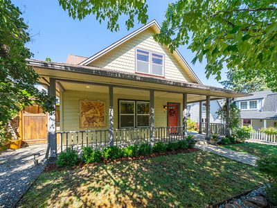 Property at 923 Bellview Ave Unit 1, Ashland, OR