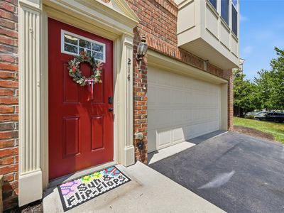214 Broadstone Dr