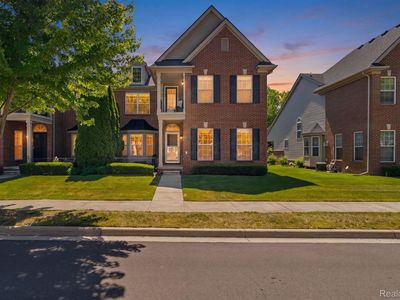 Property at 42682 Park Crescent Dr, Sterling Heights, MI