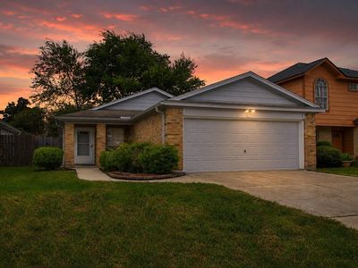 13642 Paxton Dr