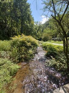 1600 Coopers Creek Rd