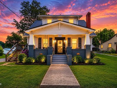 444 Cedar St