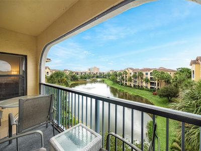 200 UNO LAGO Drive #405