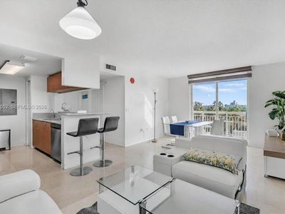 816 NW 11th St APT 607