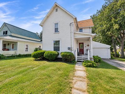 22 Mack Ave
