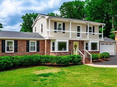 105 Club View Dr