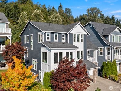 3852 201st Court SE