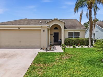 844 Woodsong Way
