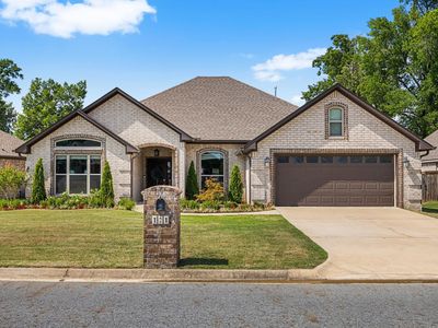 121 Lucia Ln