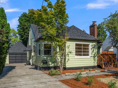 1801 NE 65th Ave