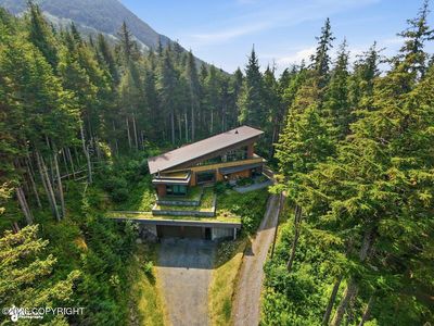 891 Vail Dr