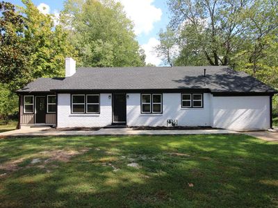 Property at 18630 Main St W, Huntingdon, TN