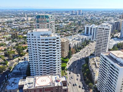 10550 Wilshire Blvd APT 1001