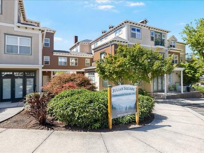 624 Fair Oaks Ct