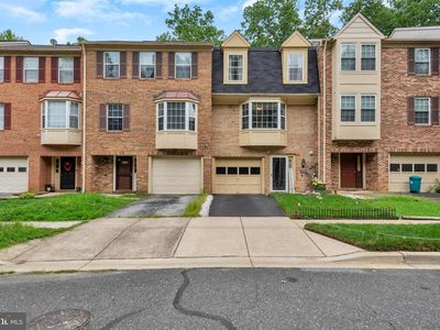 14475 Governors Grv