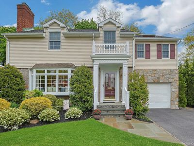 27 Longview Drive