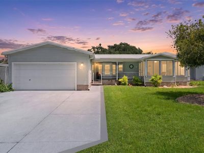 705 OAK BOULEVARD