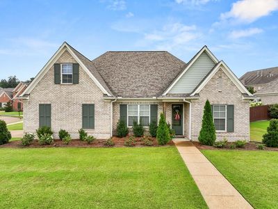 628 Centerpointe Cv