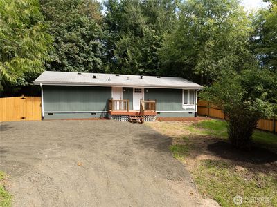 31 E Earll Drive