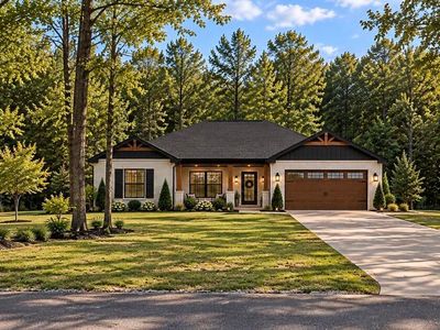 Property at 118 Glen Dillon Dr, Jackson, TN