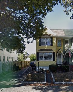 11510 Van Wyck Expressway