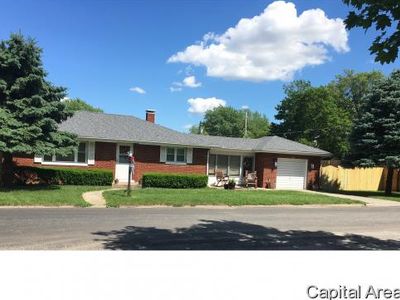 Property at 156 8th St, Illiopolis, IL