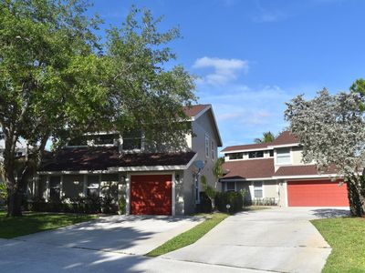 1136, 1140 Staghorn Street