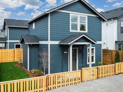 6909 NE Multnomah St #C