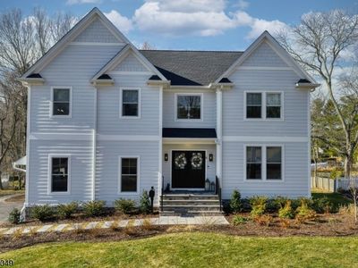 8 Fox Chase Rd