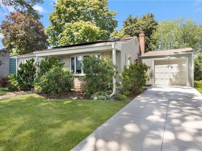 20 Deer St