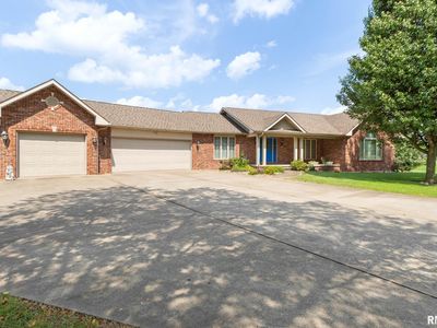 1016 Michael Ln