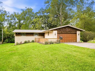 Property at 2351 S Linda Dr, Bellbrook, OH
