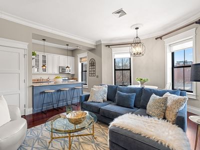 676 Tremont St APT 3