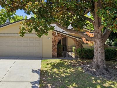 26 Miranda Ct