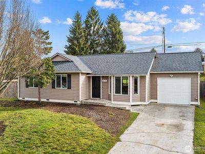 6713 66th Drive NE