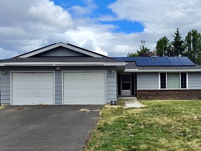 5313 Mazama Dr
