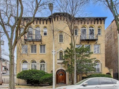 7453 N Hoyne Ave APT 3S