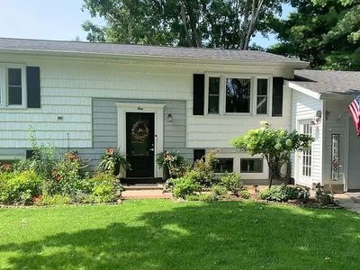 1 Rushton Dr