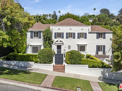 1910 Outpost Dr