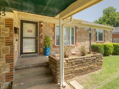 4135 NW 19th St
