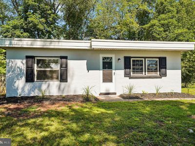 1270 Main St