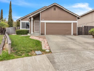 2637 Valley Oak Way