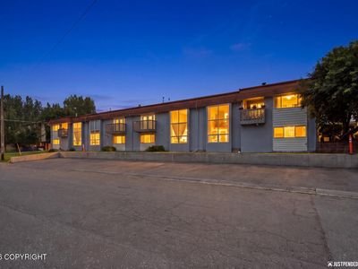 400 E 24th Ave APT 19