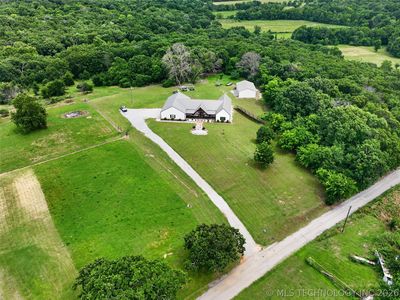 5086 N 427th Rd
