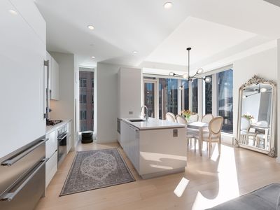135 Seaport Blvd Unit 1806